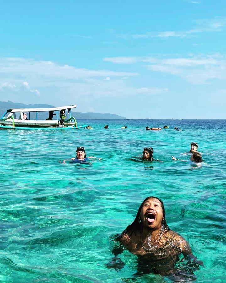Sapak Bungalow Selong Belanak Bagian luar foto